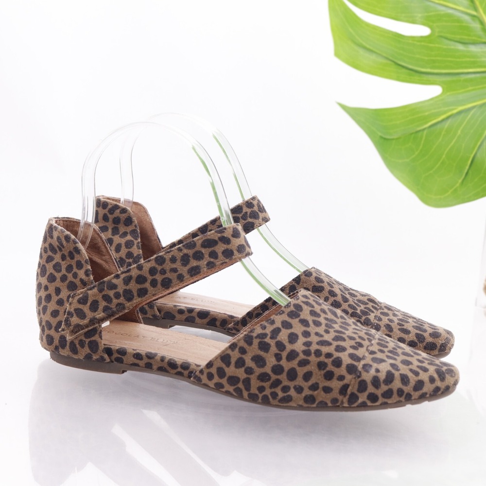 Chocolat Blu Shoes Womens Gaia Flat Size 6.5 Tan Brown Animal Print Ankle Strap